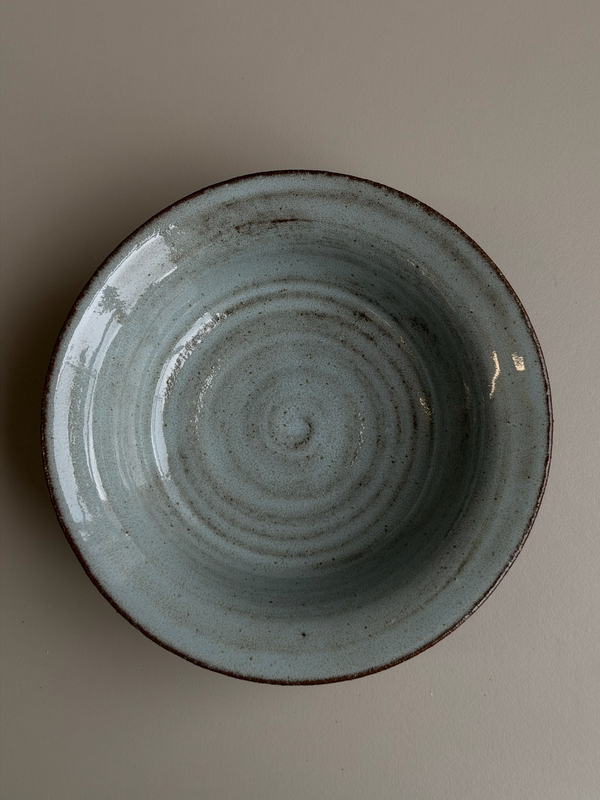 The Horizon Bowl, Large