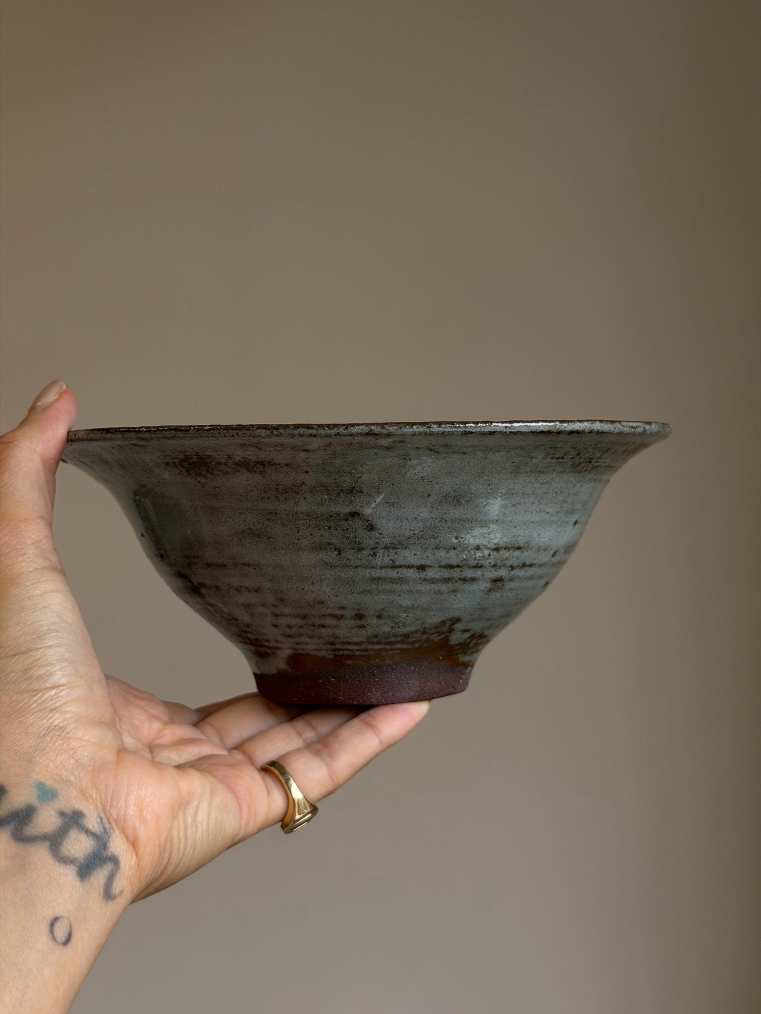 The Horizon Bowl, Large